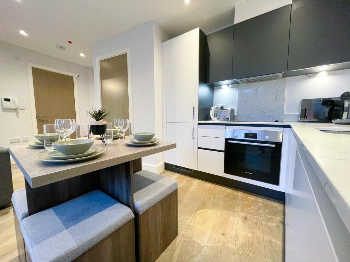 Stunning Chelmsford Apartment Exterior photo